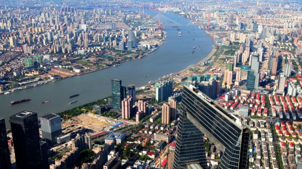 荣立通 龚正率上海市代表团赴青海果洛，用心用情用力做好对口援青工作